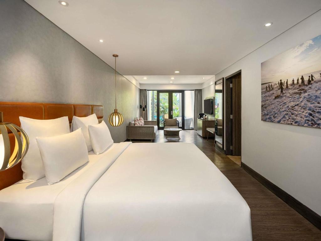 هتل پولمن بالی لژیان بیچ